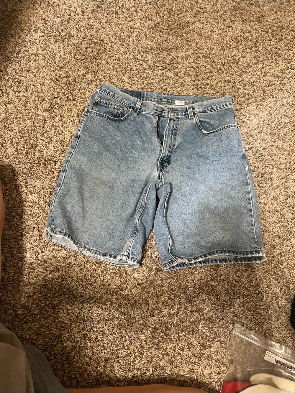 Y2K vintage 1999 Levi Men's Light Blue Denim Shorts